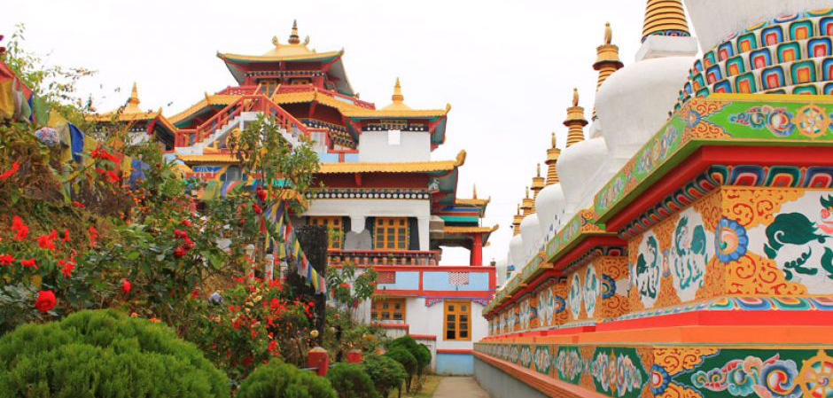 Buddhist Temple with East India Tour